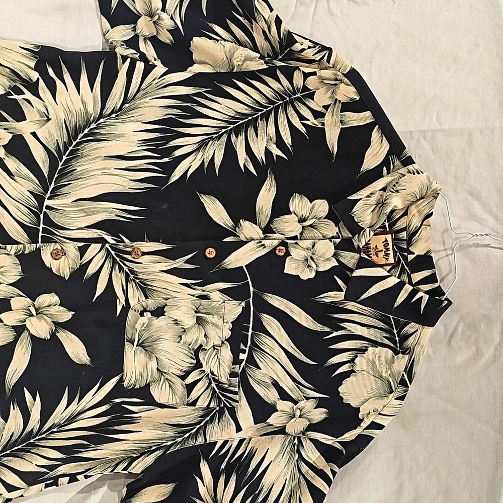 Tommy Bahama Hawaiin Pattern Black / Ecru / Cream